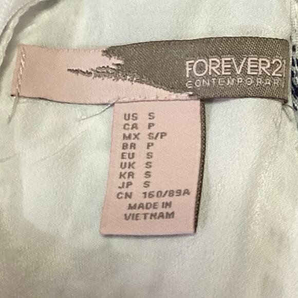 Forever 21 Blue White Printed Halter Slit Sleeveless Blouson Maxi Dress Size S - Picture 4 of 5